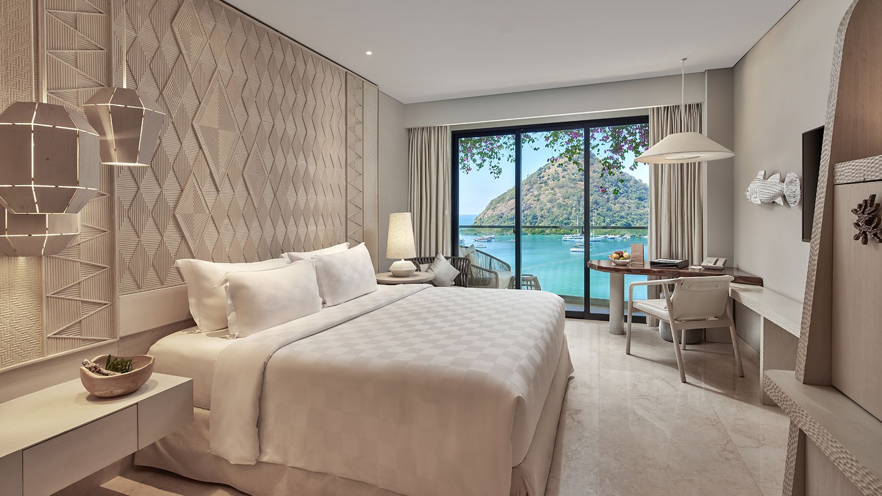Deluxe Ocean View Room